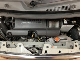 納車前に弊社で点検整備(車検整備)と消耗品部品のエンジンオイル、オイルフィルター、ワイパーゴム、バッテリーを交換いたします。その他の消耗品部品は当社ディーラー整備士の判断により交換いたします!
