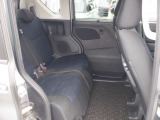 内外装およびエンジンル-ムなど専用クリ-ニング致します。車両クリ-ニングのプロが施工致しますので!高品質な1台に蘇りますよ♪(全在庫無料施工)