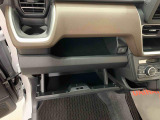 認定中古車はご購入から1年間・距離無制限の保証付き!(年式により6ケ月・距離無制限となります)