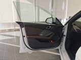 BMWプレミアムセレクション前橋では、高年式低走行モデルからMモデル、年式が経ちなかなかディーラーでは見かけないモデルまで幅広いラインナップで認定中古車を取り扱っております。品質に自信があります。