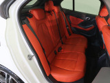 シートの使用感・破れ・へたりも少なく、ご覧の通りきれいな状態を維持しております。また、室内クリーニング・コーティングもご用命いただけますので、お気軽のご相談ください。
