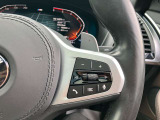 ステアリングでオーディオ操作も行えますのでドライブに集中できます。お車詳細や展示状況はフリーダイヤル(0078-6002-498412)またはBPS城東鶴見06-6933-6600迄お気軽にお問合せ下さい。