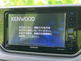 高機能なナビゲーションシステムを搭載し、スムーズなカーナビ操作をサポートします。目的地設定も簡単で、運転中でも安心してご利用いただけます。