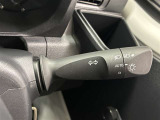 明るいライトが夜道を明るく照らしてくれます。運転する上で、道路状況をいかに早く認識できるか重要なポイントです。