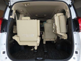 シートアレンジで更にお荷物積められます♪