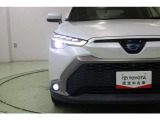 洗練されたデザインのBi-BeamLEDヘッドランプ。LEDシーケンシャルターンランプ、クリアランスランプ、デイタイムランニングランプを備えています。オートライト搭載。オートハイビームも装備しています