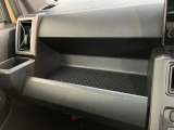 延長保証につきましてはお求めいただく車両によって保証料が異なりますので、当店スタッフまでお気軽にお問い合わせくださいませ。