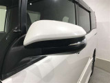 サイドターンランプで安全性を高めています。