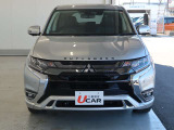 アウトランダーPHEV 2.4 G プラスパッケージ 4WD 