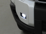 LEDフロントフォグランプを装備しております。