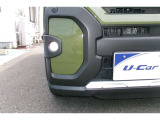 LEDフォグランプ付き。悪天候時にヘッドランプの明かりを補助。優れた安全性の確保に寄与します。