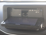 CD、DVDが再生できます。