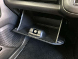 【グローブボックス】車検証入れにピッタリです☆