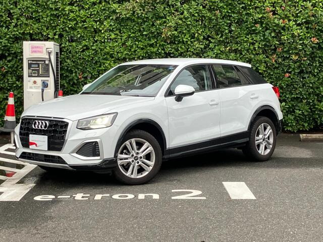 Q2 35 TFSI アドバンスド 