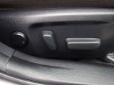 【パワーシート】シートの前後スライド・背もたれのリクライニングを電動で調節出来ます!運転時の快適なポジションの微調整にお役だたせ下さい。