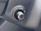 【電動コラム】シートメモリーと合わせて使用すると複数人運転する場合は、お好きなポジションを記憶する事ができます。細かな調節も可能なため、ストレスなく運転が出来ます。
