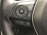 【ステアリングスイッチ】左です。ハンドルから手を離さず、運転に集中したまま手元でオーディオ操作等ができます。