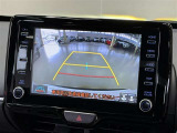 【バックモニター】 車庫入れの後方確認や、バックで駐車場に出入りの際等に後方を確認するのをお手伝いできます