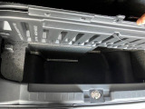 左右のシートを別々に倒せるため、使い方が広がります!