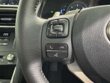 ステアリングスイッチ装備!運転しながら手元でオーディオの操作などができます。