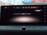 Bluetooth対応ですので、携帯電話の音楽やハンズフリ-での通話などがOKです。