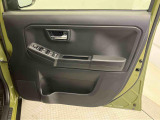 また、お車にあまり詳しくない方でも安心して立ち寄って頂けるお店作りを目指しています。中古車選びに不安があるという多くのお客様の声に応えるべく『親切・丁寧・明瞭』をキーワードにしっかりサポート致します。