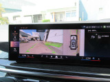 高画質の全方位カメラとなります。コーナーセンサー状況と並行して確認できます。