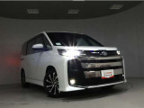 高輝度で点灯速度が速いLEDヘッドライト装備!LEDの明るい光が走行中の視界の確保をサポートして、夜のドライブがより楽しく安全に運転できます♪