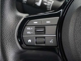 ◆オーディオリモコンスイッチ◆視点をそらすことなく、ボリューム調整・オーディオソース切替・選曲の操作が可能に。安全運転にひと役買います♪