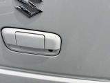 お問い合わせはメール・電話にて受け付けております。電話は営業時間内のみとなりますのでご了承下さい。