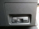 ETC付 料金所もスムーズに通れ、割引料金の適用もあります。ビルトインできれいに収まっており、見た目もスマートです。