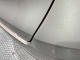キズ、凹みは現状のままになります。