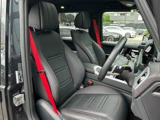 認定中古車はお車の経過年数や走行距離により1年もしくは2年間保証を付帯しております。「認定中古車保証」はメーカー保証です。全国のメルセデス正規販売店で保証を受けることができます。