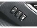 運転席シートポジションメモリー機能:リフター、チルト、リクライニングの各ポジションを自動的に再現できます。