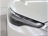 LEDヘッドライト付き