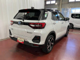 コンパクトなボディですが、車内や荷室はとっても広々!