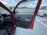 運転席ドア内張りりです♪