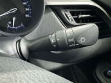 【オートライト】車外の明るさに応じて自動的にライトの点灯・消灯をしてくれます