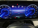 ご気分に合わせて、メーターパネル部分のモードを変えることができます。