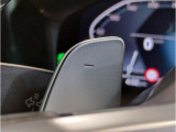 【パドルシフト付】Mマルチステアホイルに付随する「パドル・シフト」F1マシン感覚でシフトチェンジが可能となりよりドライビングの楽しさを演出します