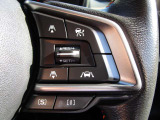 アイサイト系のステアリングスイッチ。ステアリングから手を離さずに操作できます。