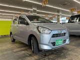 軽の看板が目印です!届出済 未使用車をお探しの方はこちらの看板を目印にお越しください。※似たような看板のお店がございますのでお間違えのないようご注意ください。