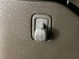豊富に在庫を取り揃えています!軽自動車からミニバン、セダン、SUV、話題のハイブリッド車など続々入荷しております♪