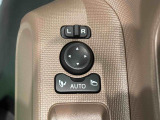 オート格納機能付きミラー キーフリーシステムのドア施錠に連動して自動的に格納!乗降時のミラー操作の手間が省けて便利です♪閉じ忘れを防げるほか、降車の直前まで後方の確認ができます!!