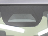 ◆Honda SENSING◆ カメラ等装置で精度の高い検知能力を発揮、安全運転を支援します。ステアリング上のコントローラーに注目!