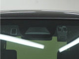 ◆Honda SENSING◆ カメラ等装置で精度の高い検知能力を発揮、安全運転を支援します。ステアリング上のコントローラーに注目!