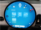 『運転』に対するBMWのこだわりはメーターパネルにも表れております。視野性の良いメーターパネルは疲労感の軽減と、運転の楽しさをもたらしてくれます。