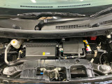 エンジンルームもクリーニング済みできれいですよ。日産の整備士がしっかりと丁寧に点検していますので安心してお乗りいただけます
