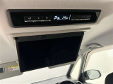 14型有機EL後席ディスプレイ(V14T-R72R)付!リヤオートエアコンで後席も快適!