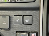 品質へのこだわり!フロアマットやシートなど車内をキレイに清掃し、ニオイや汚れなどを徹底的にクリーニングしてもらっております。室内はピカピカです☆